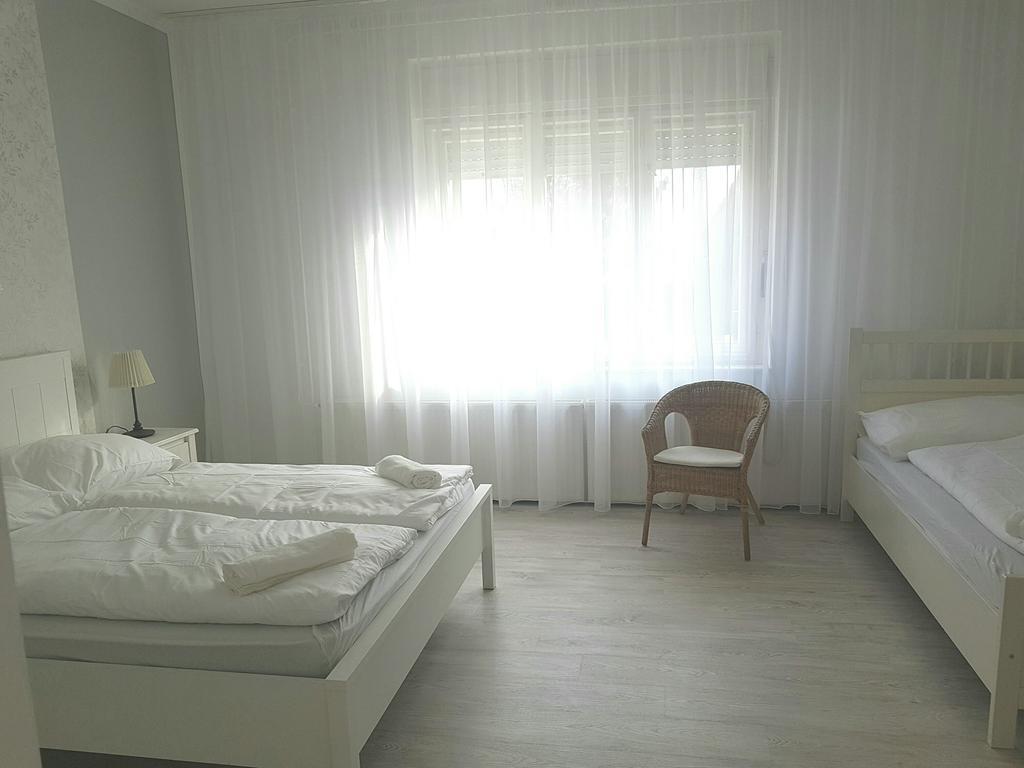 Zsigmond Vendeghaz Apartment Villány Екстериор снимка