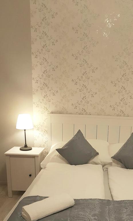 Zsigmond Vendeghaz Apartment Villány Екстериор снимка