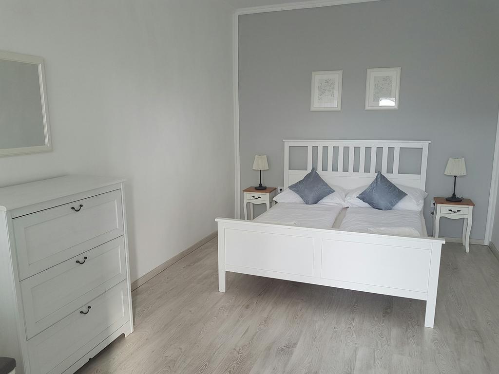 Zsigmond Vendeghaz Apartment Villány Екстериор снимка